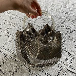 Vintage Whiting & Davis silver metal mesh disco ball lucite handle purse 3276